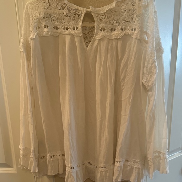Lisa Robertson Elegant White Lace Women's Top - Picture 11 of 13